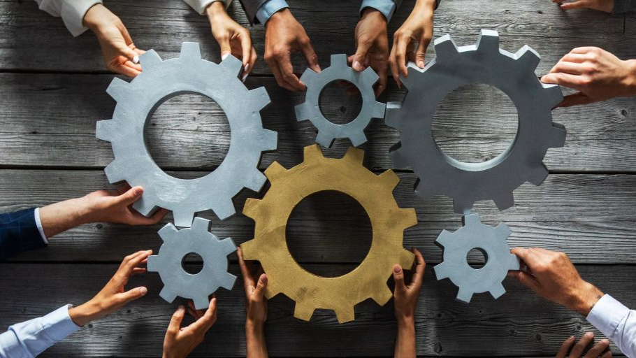 Efficient sourcing team